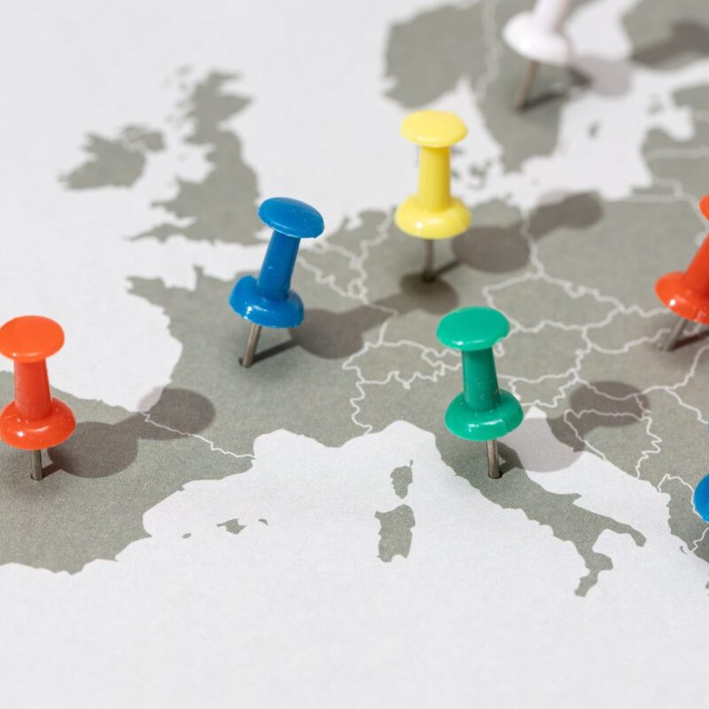 Europe map with colored pushpins Entity setup in Serbia